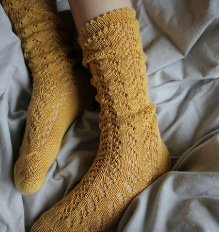 Mustard Long Lace Socks | Condor
