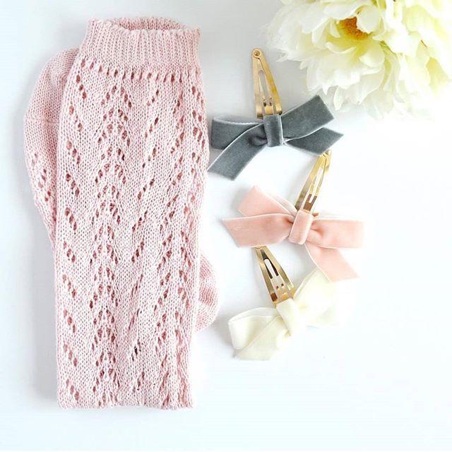 Old Rose Long Open Lace Socks | Condor