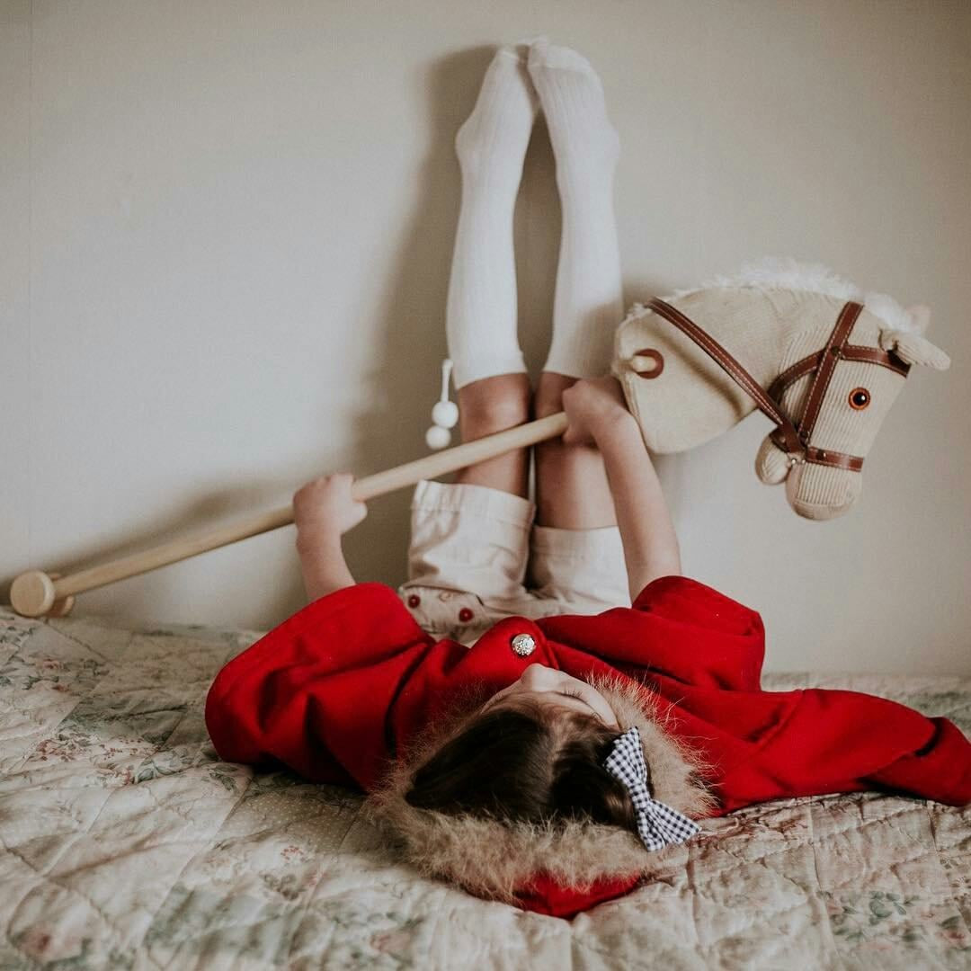 Pom pom knee high socks - Neutral