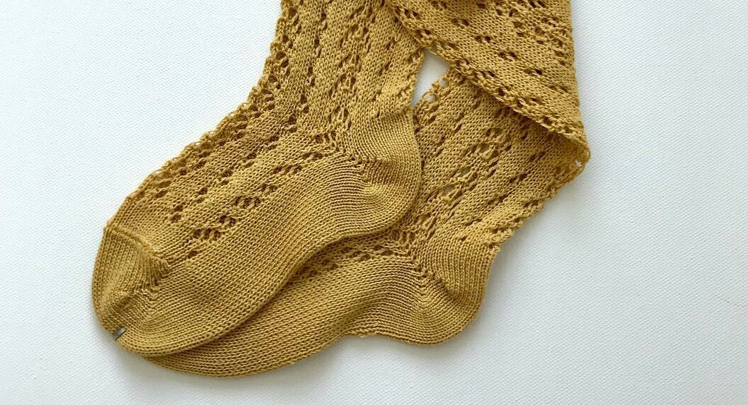 Mustard Long Lace Socks | Condor