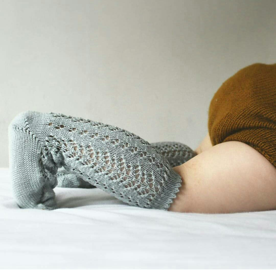Sage Long Open Lace Socks | Condor