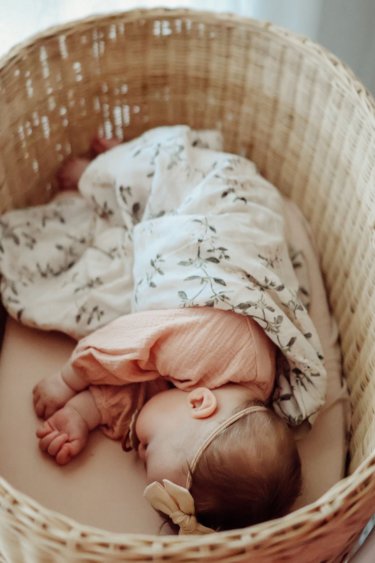 Pop Ya Tot | Fleur Blanche Swaddle Wrap