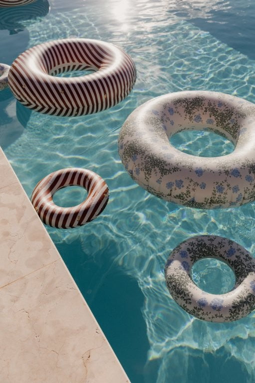 Garbo&amp;Friends Plumbago Swim Ring Large 120cm