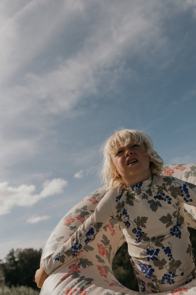 Garbo&amp;Friends Grapes Pink Swim Ring Large 120cm