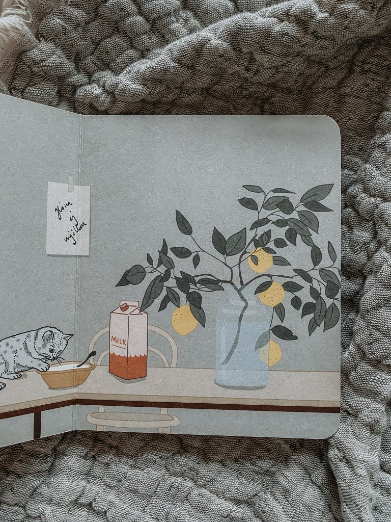 Garbo&amp;Friends Picture Book Animals at home