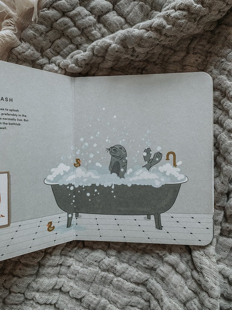 Garbo&amp;Friends Picture Book Animals at home