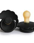 Frigg Daisy Pacifier - Black 2 Pack