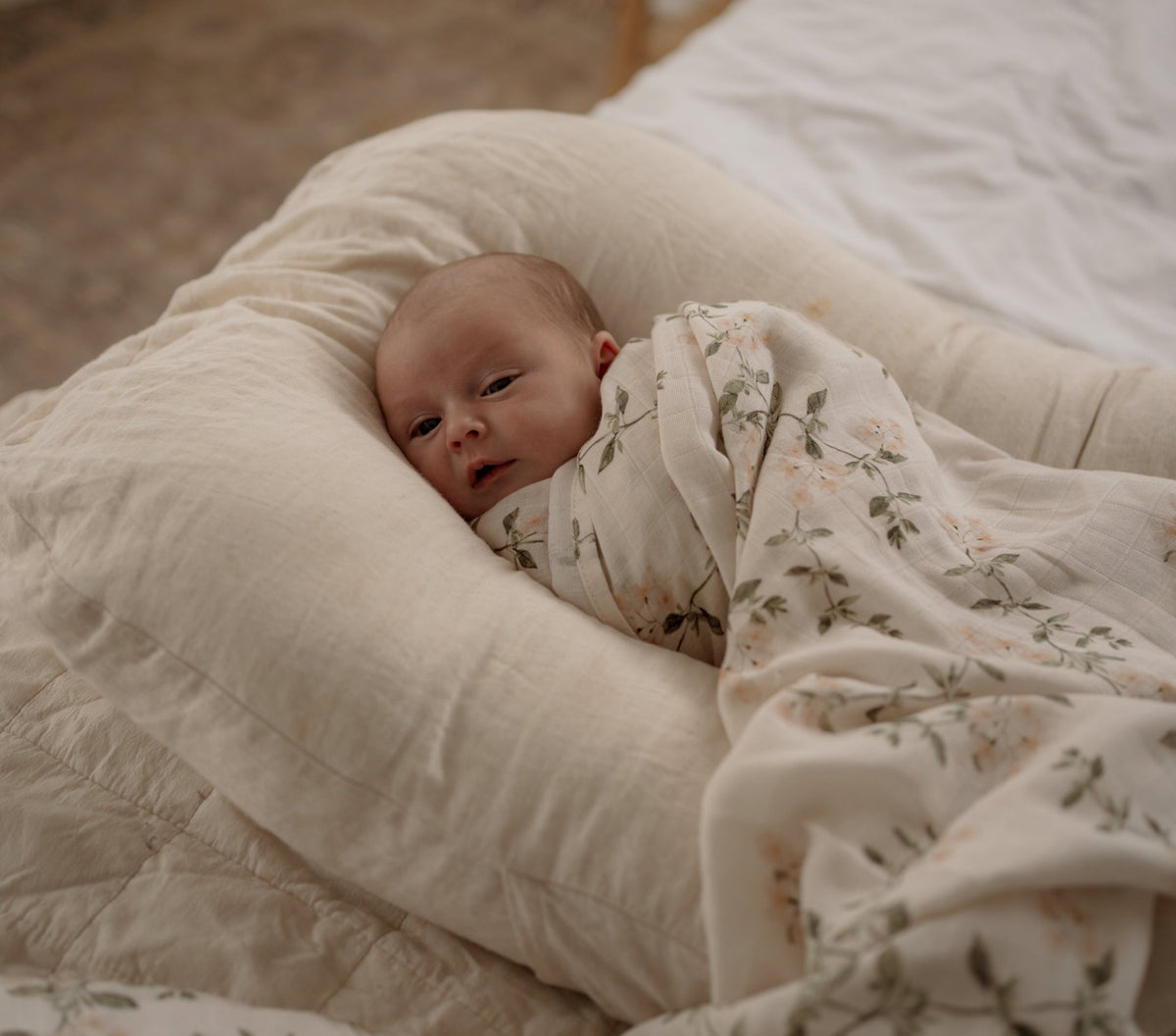 Pop Ya Tot | Fleur Blanche Swaddle Wrap