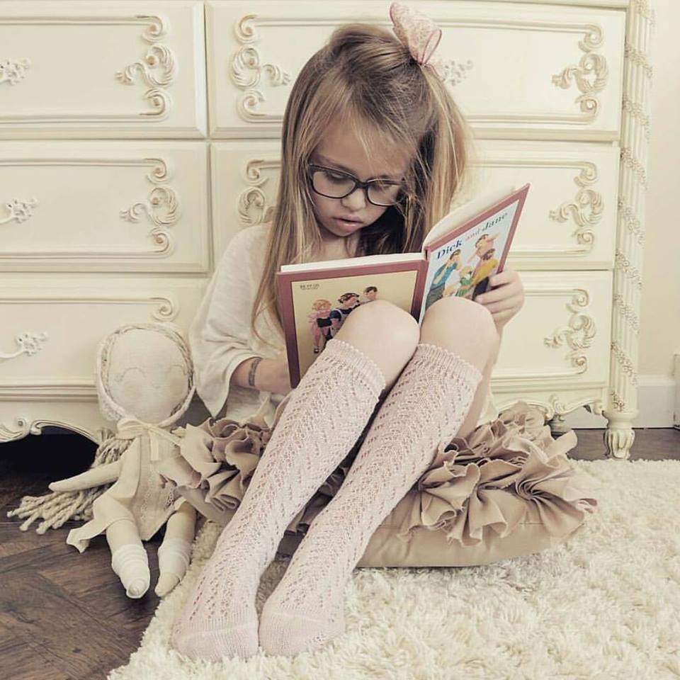 Cream Long Open Lace Socks | Condor
