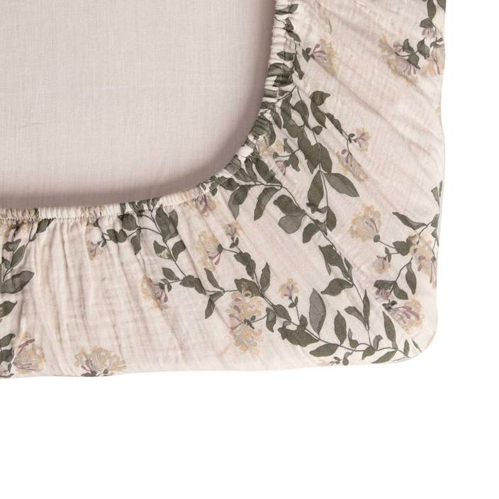 Garbo&amp;Friends Honeysuckle Muslin Fitted Sheet Cot