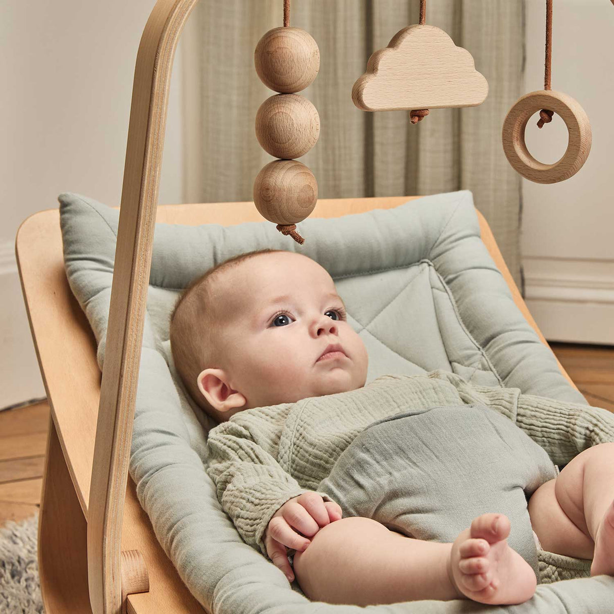 Charlie Crane Levo Baby Rocker in Beech with Farrow Cushion